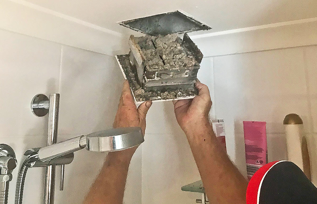 Who is responsible for duct cleaning or ventilation duct cleaning in apartments?